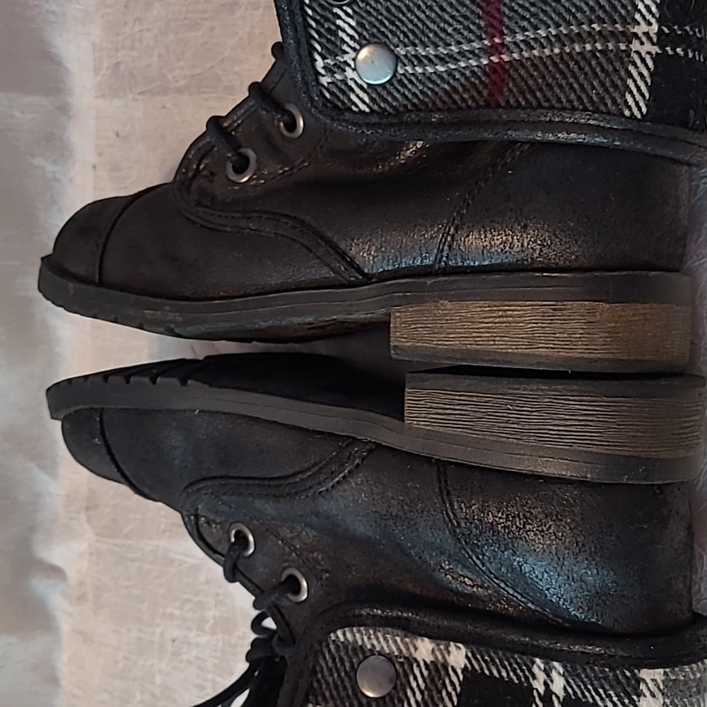 Self Esteem Booties - image 5